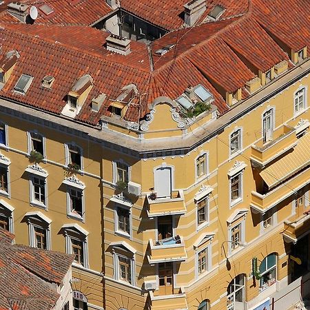 Attic Apartments Спліт Екстер'єр фото