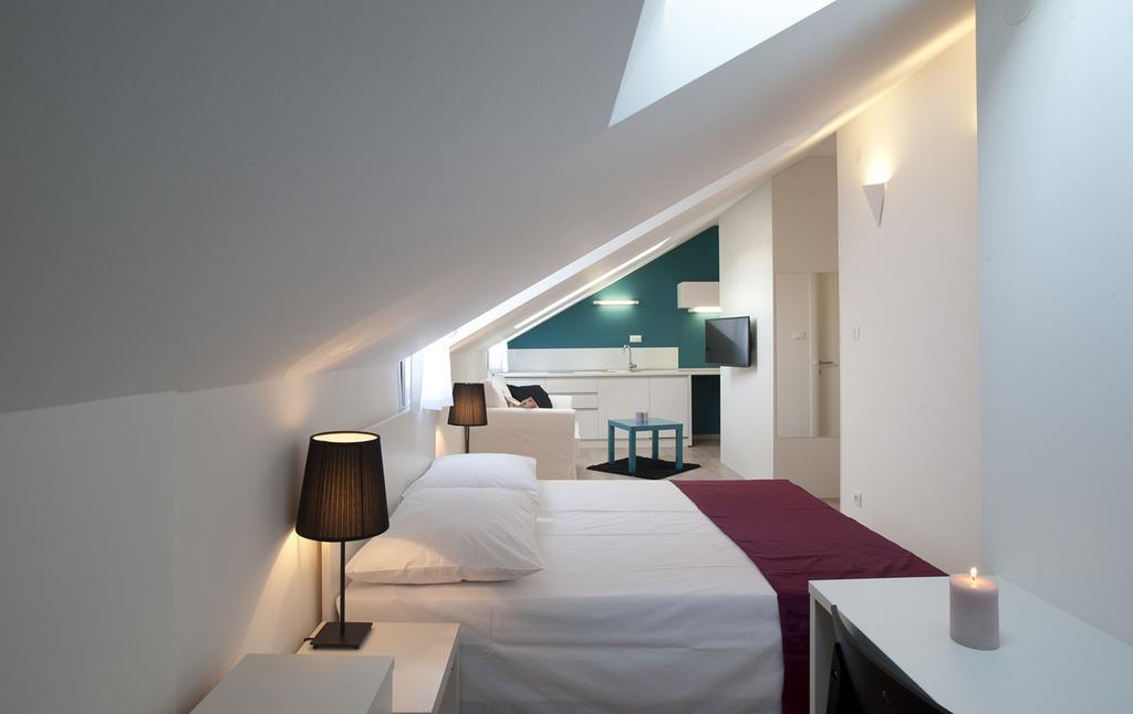 Attic Apartments Спліт Номер фото